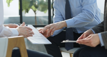 [INSTANT PRO] Investissements &eacute;trangers en France, risque de pr&eacute;dation