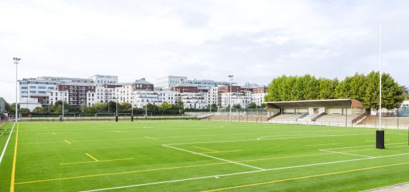 Le Département des Hauts-de-Seine soutient le réaménagement du stade de l'US Métro